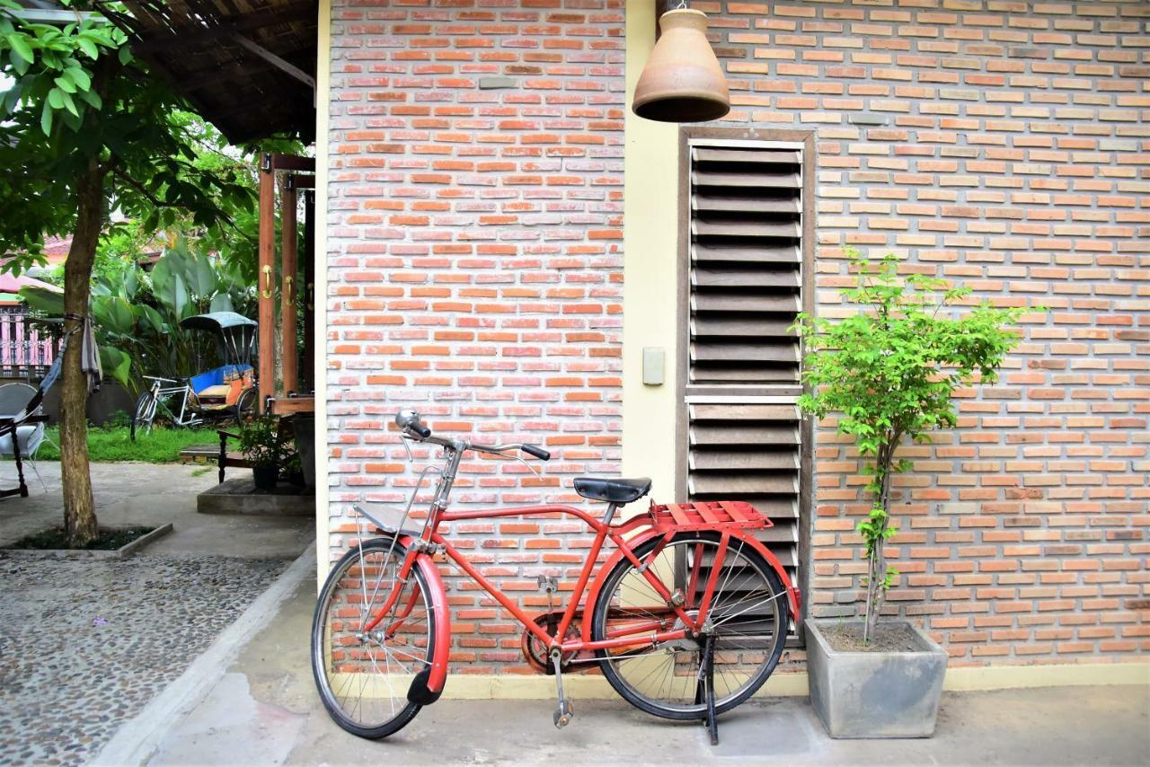 Baan Rare Guesthouse Udon Thani Exterior photo